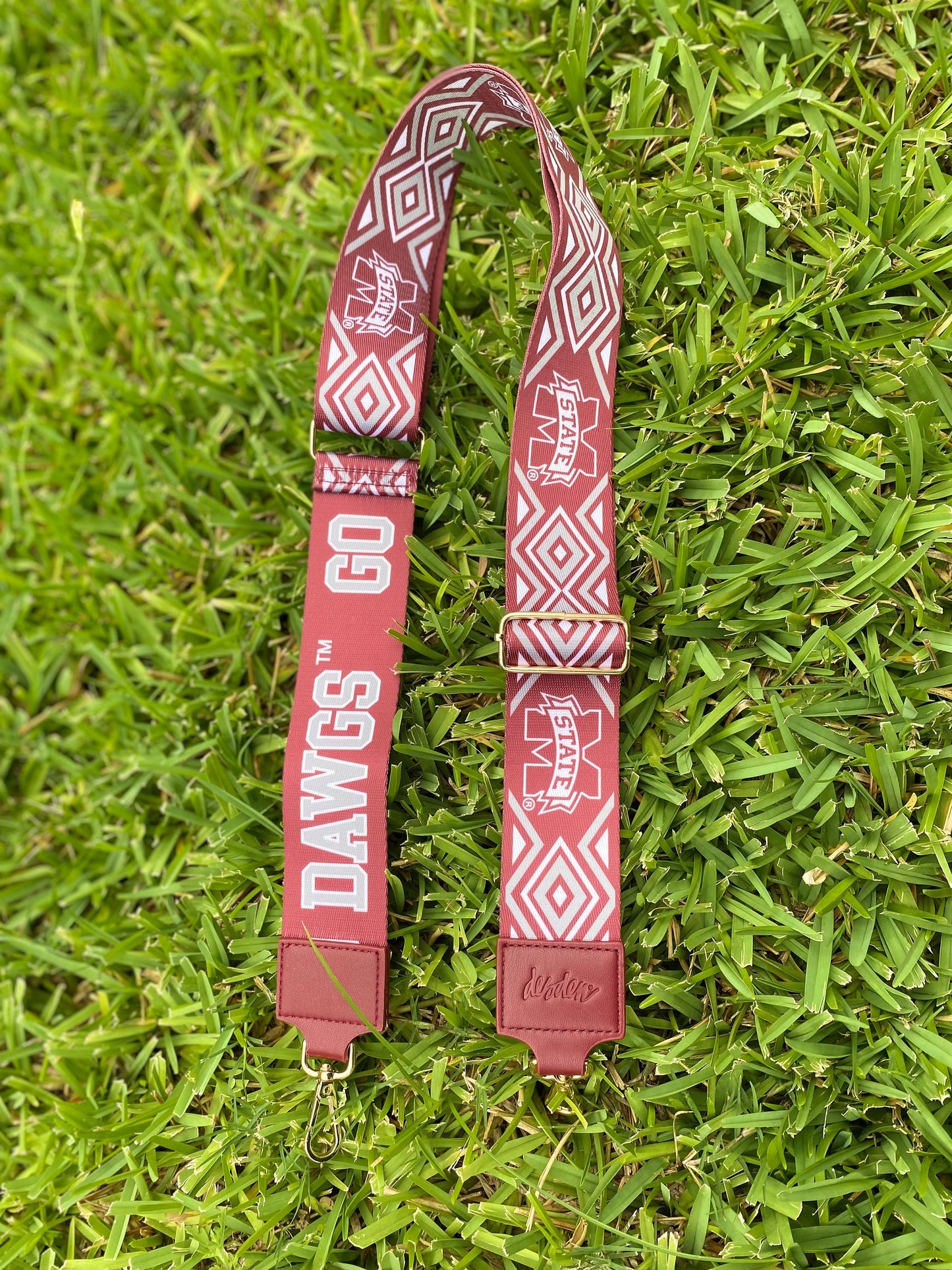 Mississippi State GO DAWGS - Licensed Purse Strap 2"
